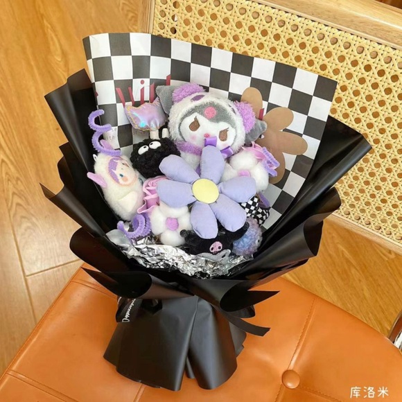 Kuromi Plush Bouquet 💐 - Picture 1 of 2